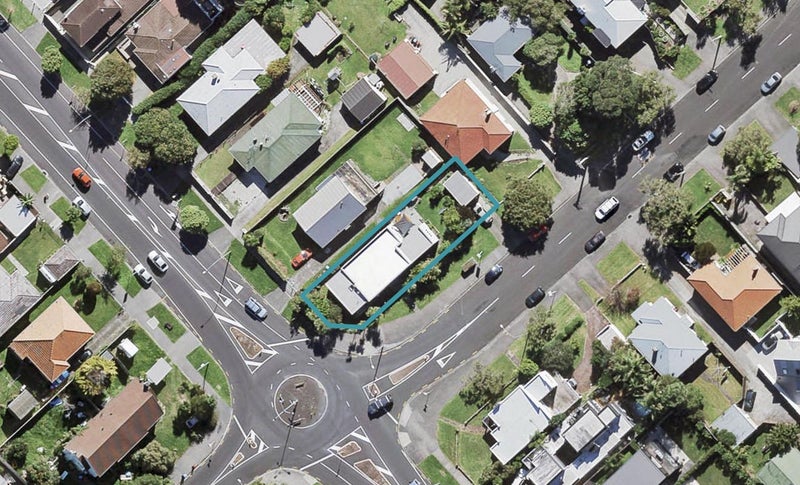 2 William Denny Avenue, Westmere, Auckland - Carousel 1