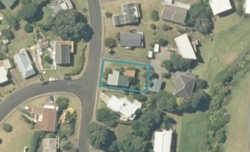 119 Russell Bruce Place, Onemana, Whangamatā - Carousel 1