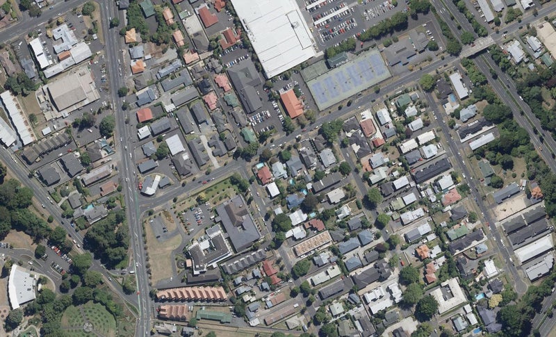2/29 Palmerston Street, Hamilton Central, Hamilton - Carousel 1
