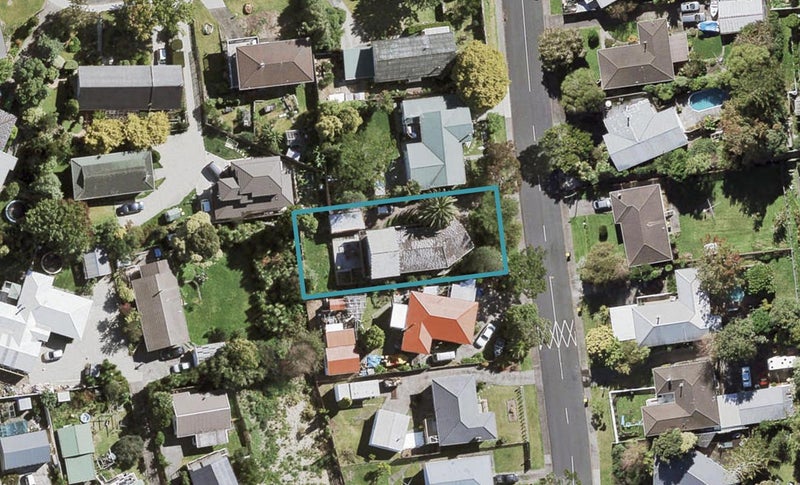 40 Waitaki Street, Henderson, Auckland - Carousel 1