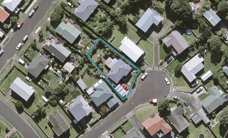 7 Pomare Place, Spotswood, New Plymouth - Carousel 1