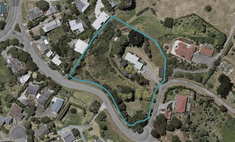 29 Flaxmere Street, Waikanae Beach, Waikanae - Carousel 1
