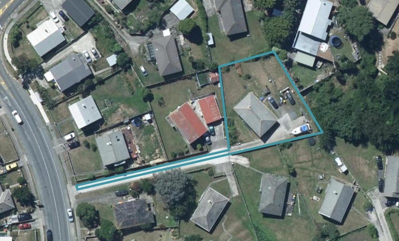 356 Warspite Avenue, Waitangirua, Porirua - Carousel 1