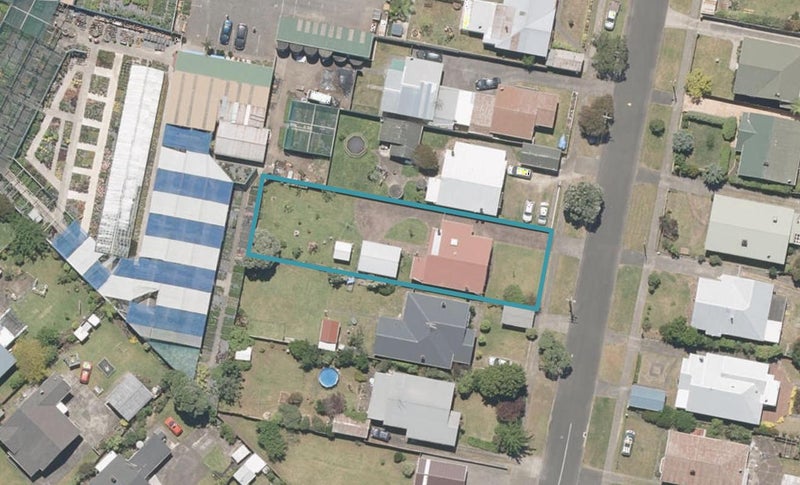 8 Central Avenue, Gonville, Whanganui - Carousel 1