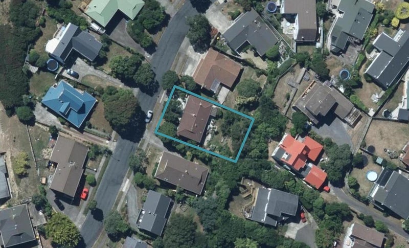 12 Mercury Way, Whitby, Porirua - Carousel 1