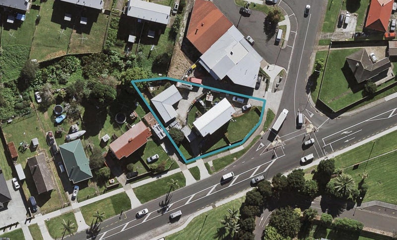 68 Bairds Road, Otara, Auckland - Carousel 1