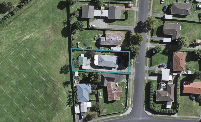 4 Huia Street, Waiuku, Waiuku - Carousel 1