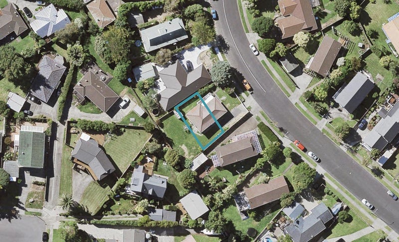 61B Marendellas Drive, Bucklands Beach, Auckland - Carousel 1