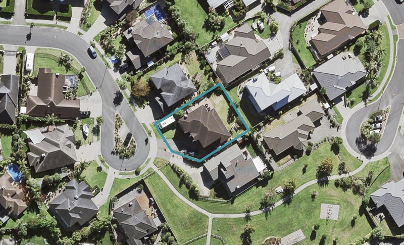 22 Archer Rayner Place, Greenhithe, Auckland - Carousel 1
