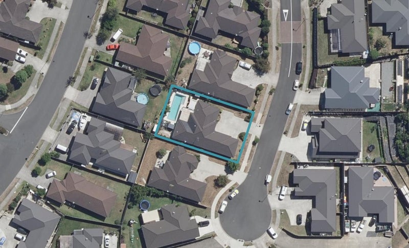 6 Barwick Place, Huntington, Hamilton - Carousel 1