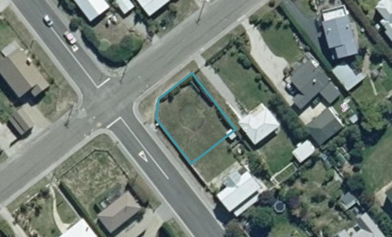 46 Youghal Street, Wanaka - Carousel 1