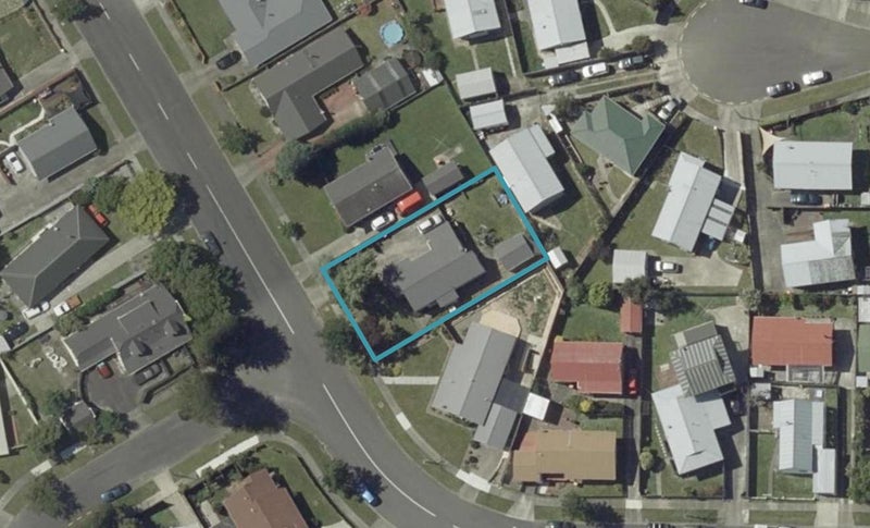 27 Peter Hall Drive, Kelvin Grove, Palmerston North - Carousel 1