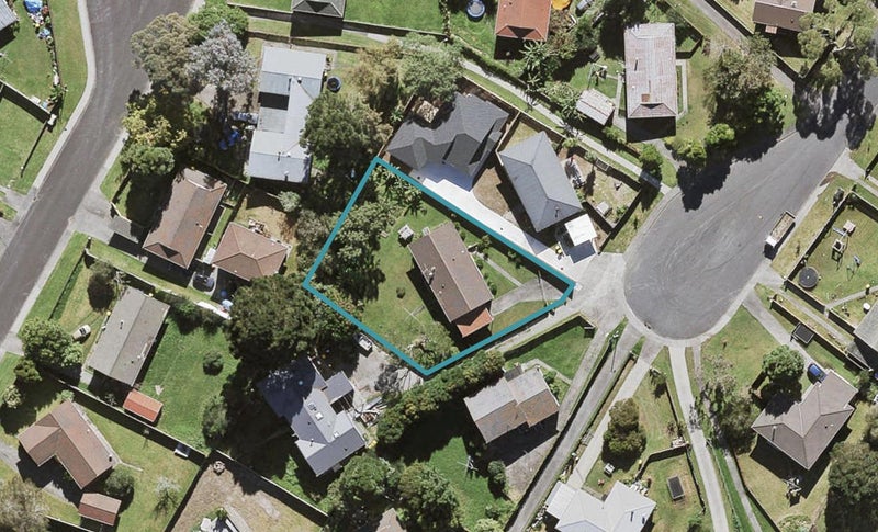 25 Rena Place, West Harbour, Auckland - Carousel 1