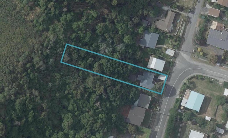 10 Moody Street, Gore Bay, Cheviot - Carousel 1