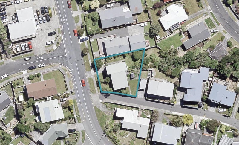 140 Dowse Drive, Maungaraki, Lower Hutt - Carousel 1