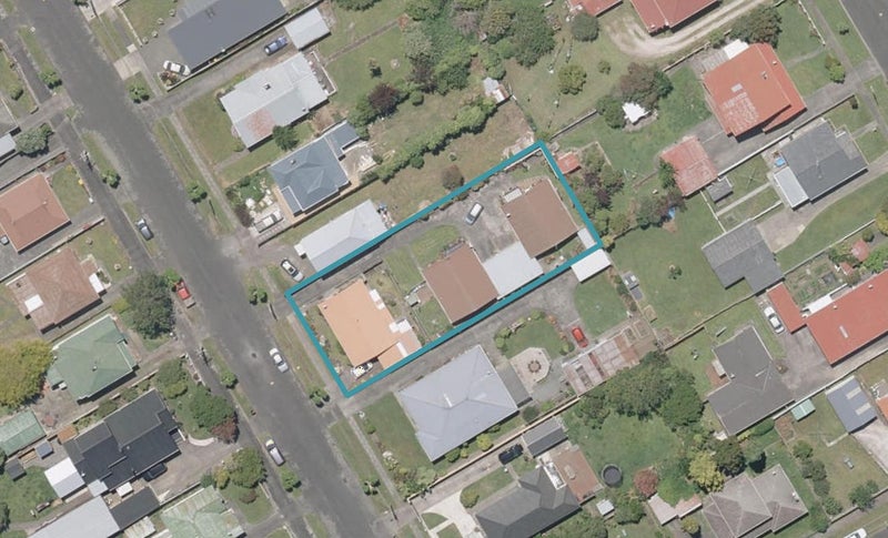 10 Moana Street, Whanganui East, Whanganui - Carousel 1