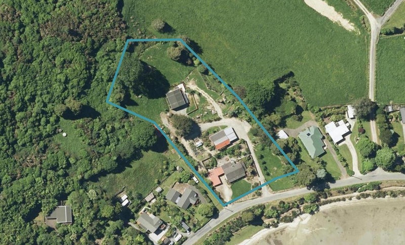339 Anakiwa Road, Anakiwa, Picton - Carousel 1