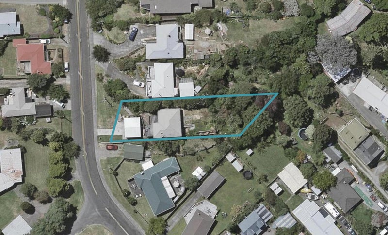 8 Hillcrest Road, Raumati South, Paraparaumu - Carousel 1