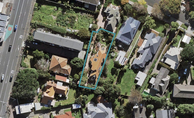 2/1 Golf Road, Epsom, Auckland - Carousel 1