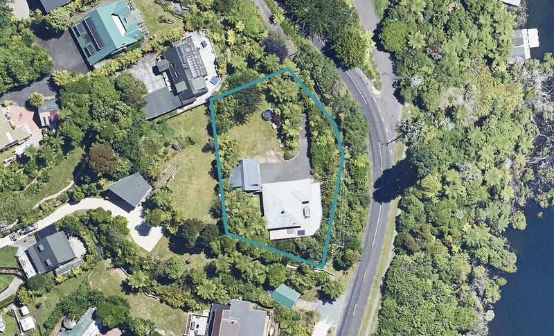 14 Okareka Loop Road, Lake Okareka, Rotorua - Carousel 1