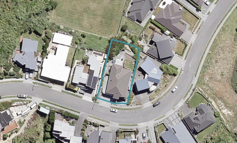 22 Meadowbank Drive, Belmont, Lower Hutt - Carousel 1