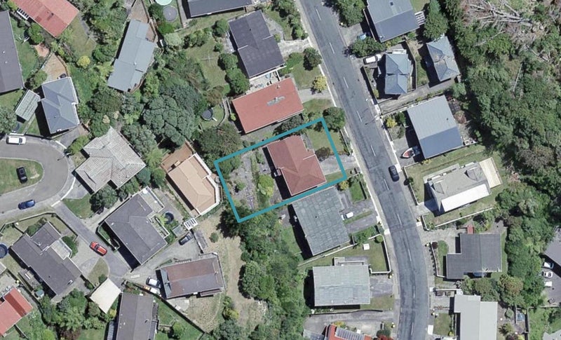 45 Thurleigh Grove, Karori, Wellington - Carousel 1