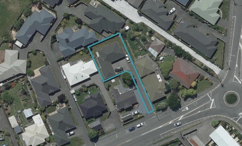 58A Middlepark Road, Sockburn, Christchurch - Carousel 1