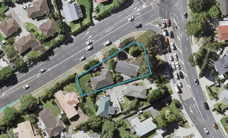 2/446 East Coast Road, Windsor Park, Auckland - Carousel 1