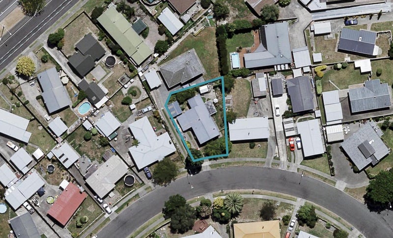 13 Atherfold Crescent, Greenmeadows, Napier - Carousel 1