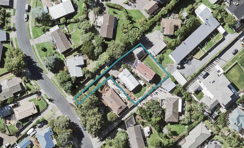 1/35 Robbies Road, Shelly Park, Auckland - Carousel 1