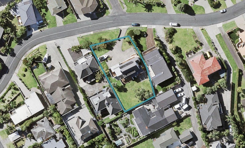5 Lynton Road, Bucklands Beach, Auckland - Carousel 1