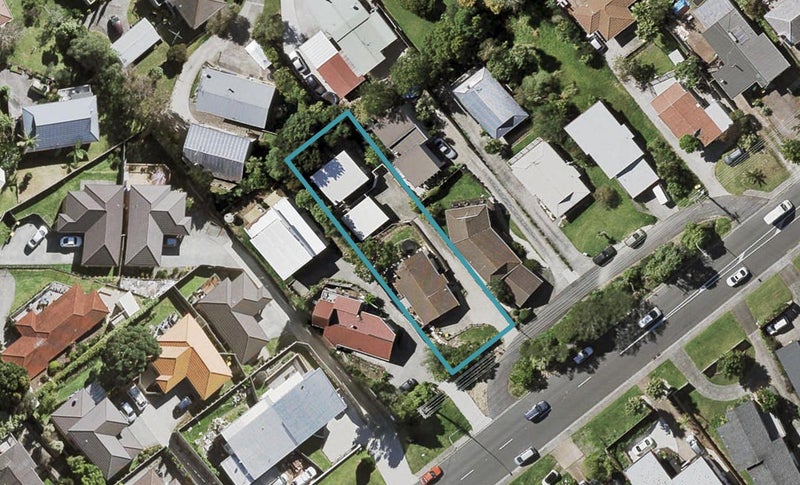 1/122 Sunset Road, Unsworth Heights, Auckland - Carousel 1