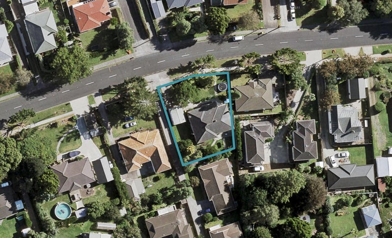 24 Clark Road, Pahurehure, Papakura - Carousel 1