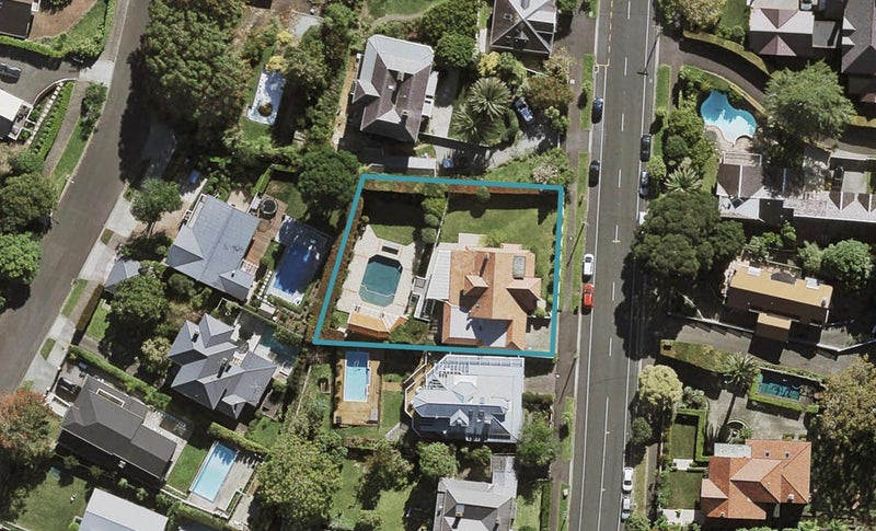 32 Portland Road, Remuera, Auckland - Carousel 1