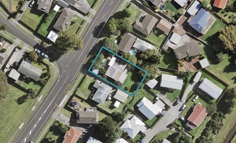 53 Hyperion Drive, Randwick Park, Auckland - Carousel 1