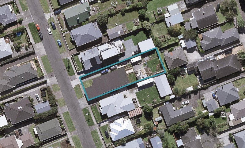 29 Sackville Street, Fitzroy, New Plymouth - Carousel 1