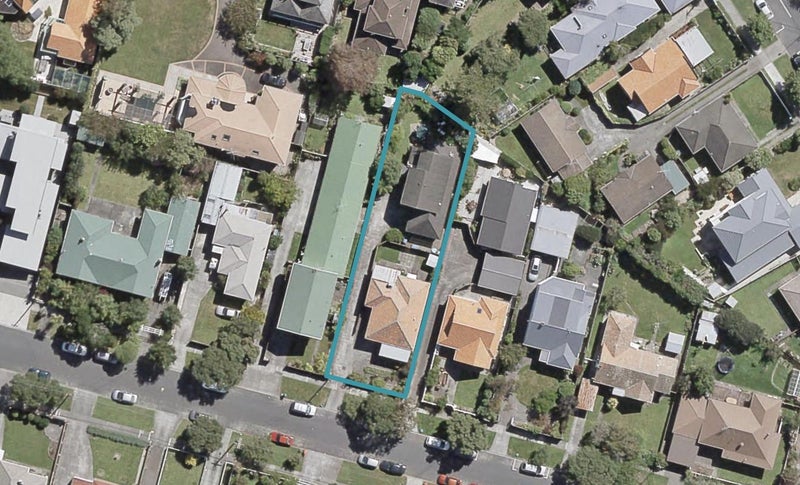 2/33 Mahoe Street, Hutt Central, Lower Hutt - Carousel 1