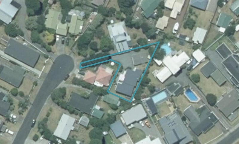 13A Hamilton Crescent, Whitianga, Whitianga - Carousel 1
