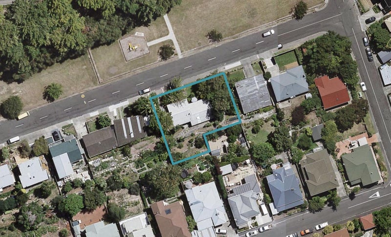 69 Faraday Street, Hospital Hill, Napier - Carousel 1