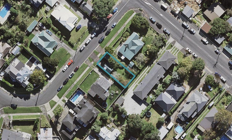 4 Mariposa Crescent, Birkenhead, Auckland - Carousel 1