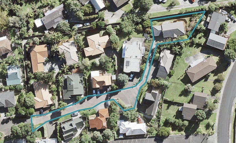 13 Garden Lane, Torbay, Auckland - Carousel 1