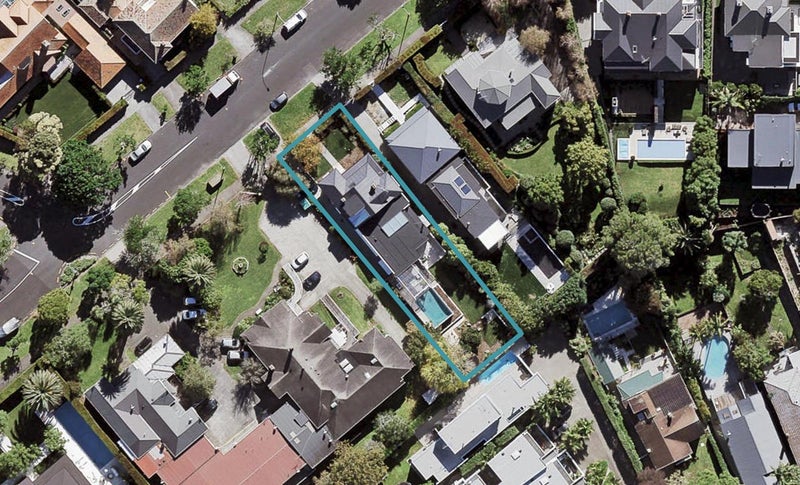 296 Jervois Road, Herne Bay, Auckland - Carousel 1