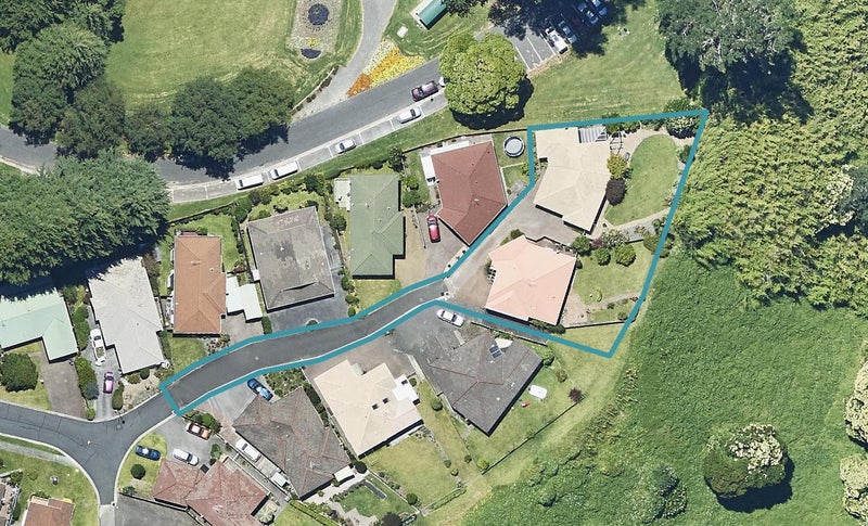 5 Begonia Way, Greerton, Tauranga - Carousel 1