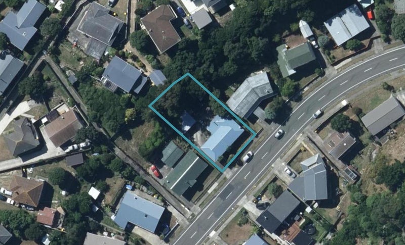 53 Gloaming Hill, Titahi Bay, Porirua - Carousel 1