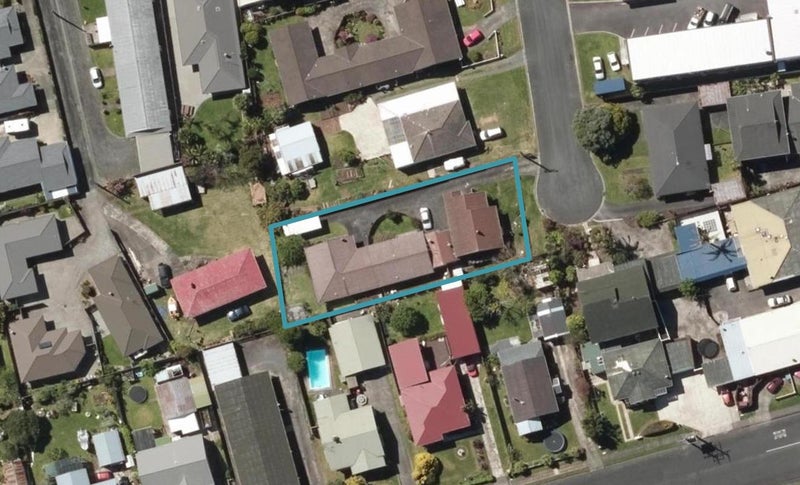 1 Davies Street, Kensington, Whangārei - Carousel 1