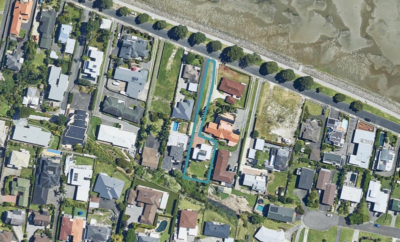 67 Beach Road, Otumoetai, Tauranga - Carousel 1