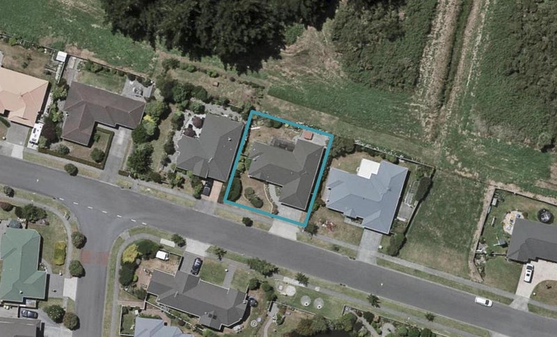 15 Harry Shaw Way, Raumati South, Paraparaumu - Carousel 1