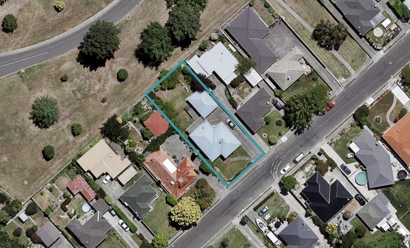 21 Menin Road, Onekawa, Napier - Carousel 1