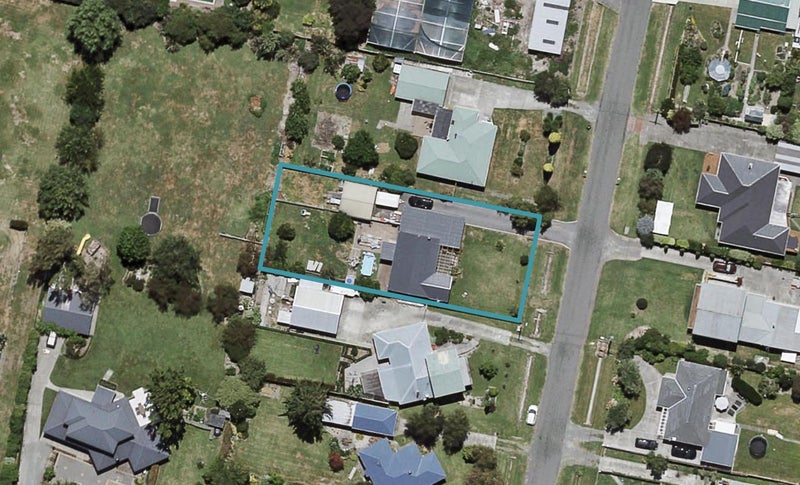 57 Jervois Road, Jervoistown, Napier - Carousel 1