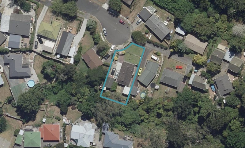 20 Cleveland Street, Bader, Hamilton - Carousel 1